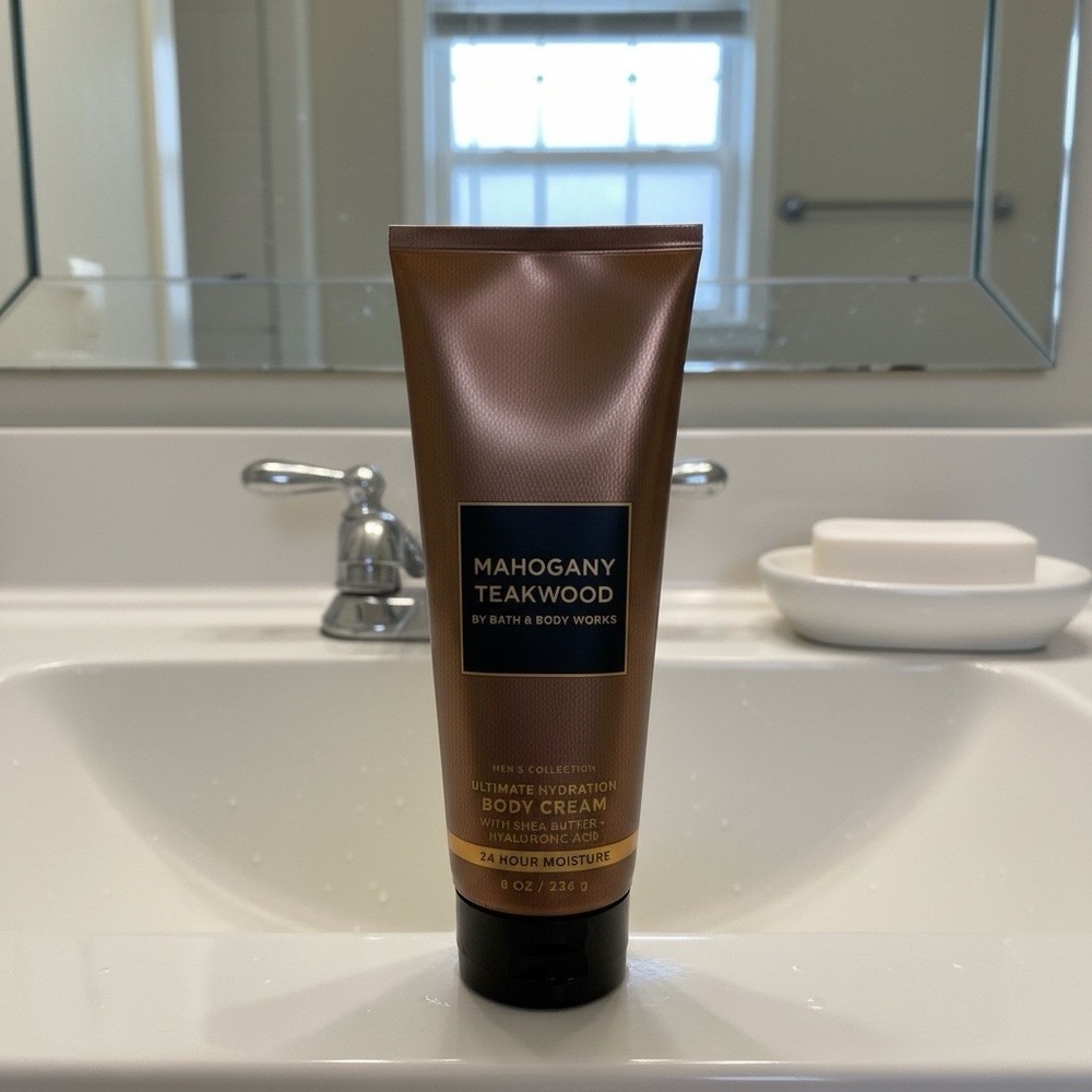 1 Pack Bath & Body  Works MAHOGANY TEAKWOOD Men Ultimate Body Cream 8 Oz New